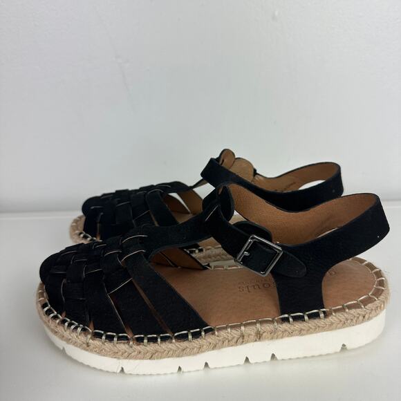 NWB Gentle Soul Womens Lizzy T-Strap Buckle Lightweight Platform Sandal Black 6M - Picture 2 of 10